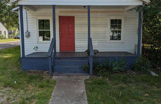 2 bedroom home - 1310 Tabb Avenue, Hopewell, VA 23860