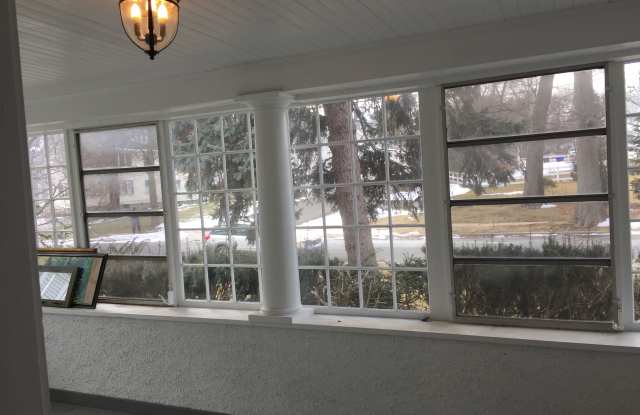 176 Whiting Ln photos photos