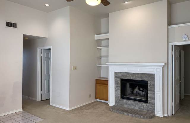 5803 Spring Crossing Gallery 4