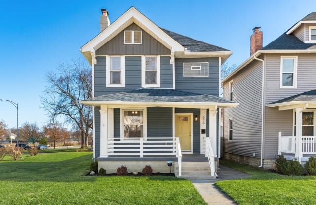 576 Gilbert Street - 576 Gilbert Street, Columbus, OH 43205