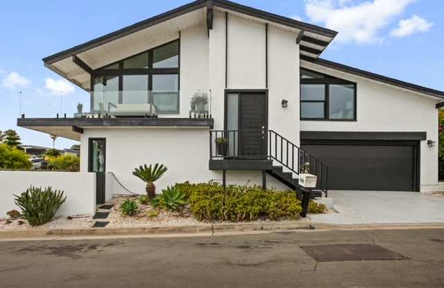 2568 Bonita Way Gallery 1