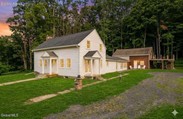 820 Valley Falls Road Gallery 1