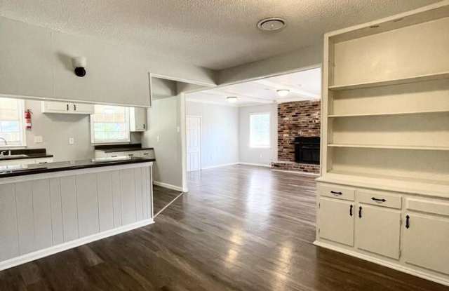 1314 Randall Drive Gallery 2
