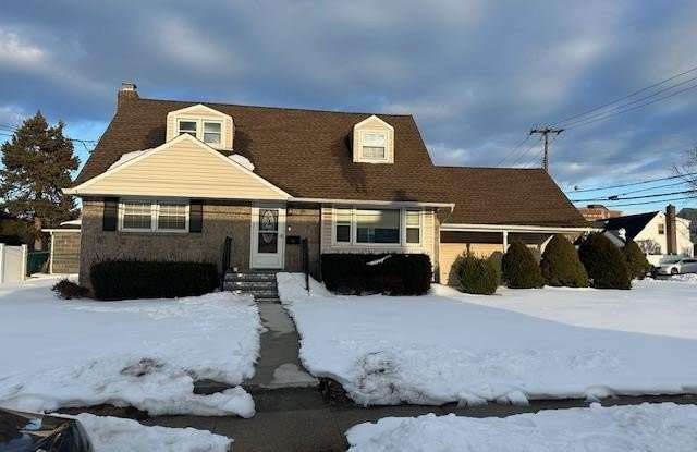 106 Bregman Avenue unit: 1St photos photos