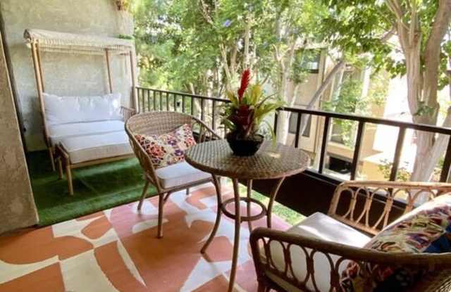 8707 Falmouth Ave - 8707 Falmouth Avenue, Los Angeles, CA 90293