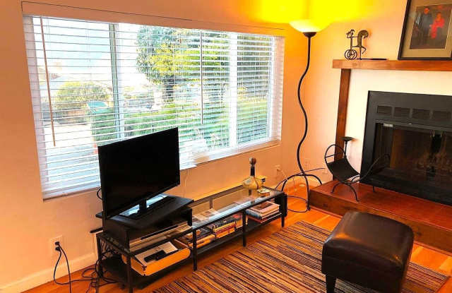 2371 Vista Del Mar Lane Gallery 2