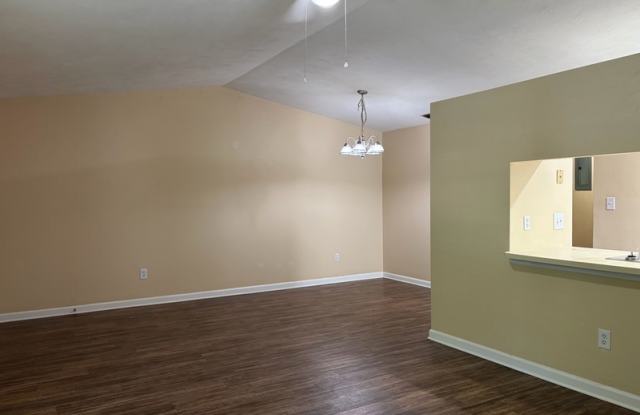 1502 Belmont Trace Gallery 3