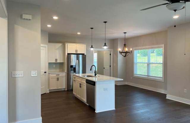 2 bedroom, 2 bath One Story Home in Burns, TN Gallery 3