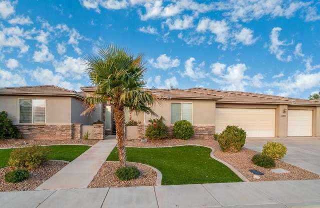 Washington Fields Home with Casita! photos photos