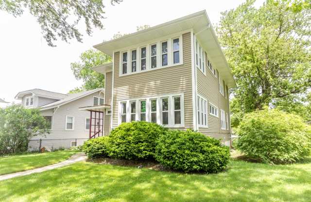 100 Belleplaine Avenue Gallery 3