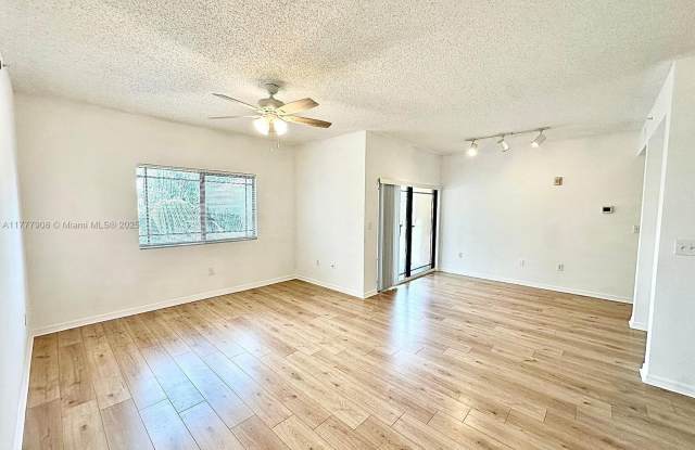 2807 Veronia Dr photos photos