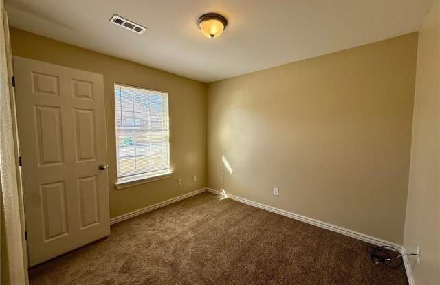257 Graystone Circle Gallery 2