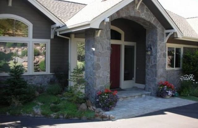 3225 NW Horizon Drive - 3225 Northwest Horizon Drive, Bend, OR 97703