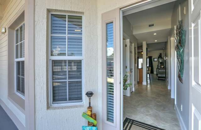 13570 Westport Drive Gallery 1