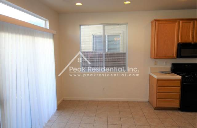 Natomas Area 3bd/2.5ba House with 2 Car Garage Gallery 4