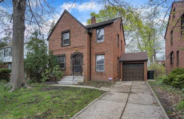 3559 Berkeley Rd photos photos