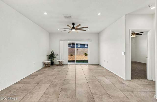 35672 W SAN ILDEFANSO Avenue Gallery 3
