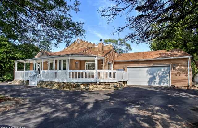4227 Florence Avenue - 4227 Florence Avenue, Downers Grove, IL 60515