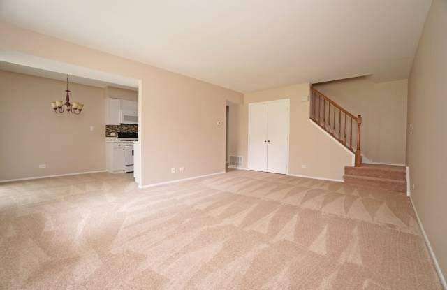 360 Washington Court Gallery 4