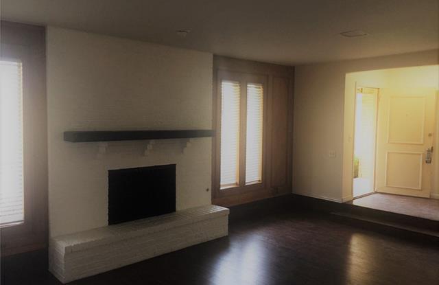 2838 GOLFING GREEN Drive Gallery 2