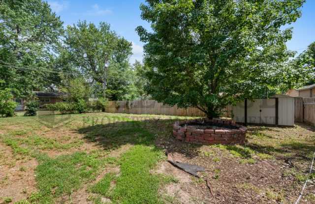 7315 West Galoway Gallery 4