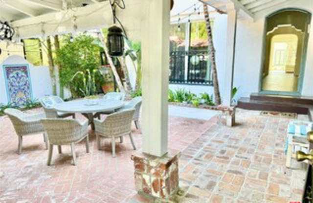 213 South El Camino Drive Gallery 3