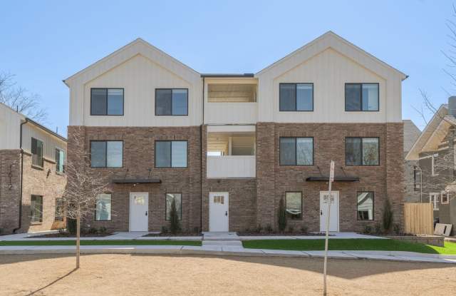 $500 deposit MOVE IN SPECIAL at The Plaza Village photos photos