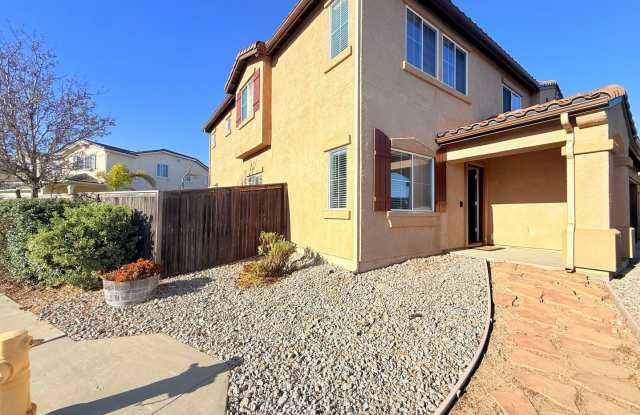 Move-In Ready 4-Bedroom Home on a Corner Lot | Lompoc CA Gallery 4