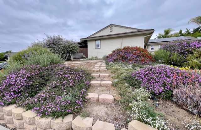 9556 1/2 Cecilwood Drive Gallery 3