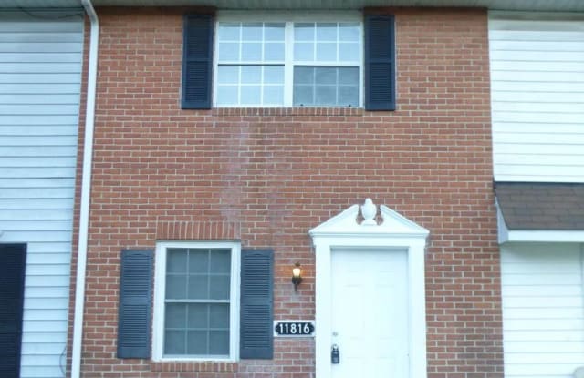 11816 OAK MANOR DR #52 - 11816 Oak Manor Drive, Waldorf, MD 20601