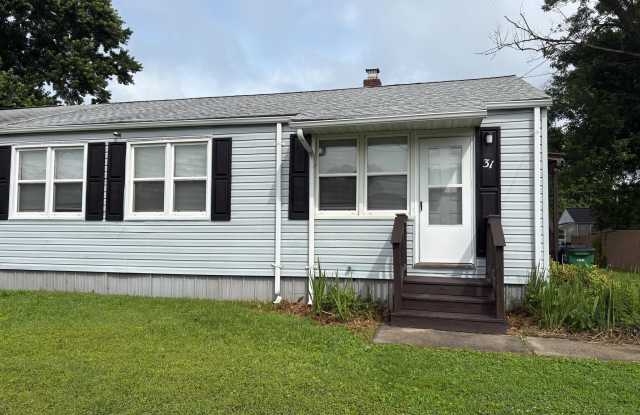 31 ABERDEEN AVENUE photos photos