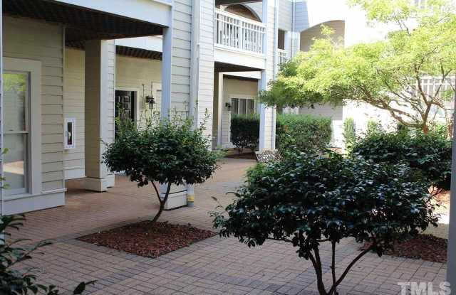 1000 Brighthurst Drive Gallery 2