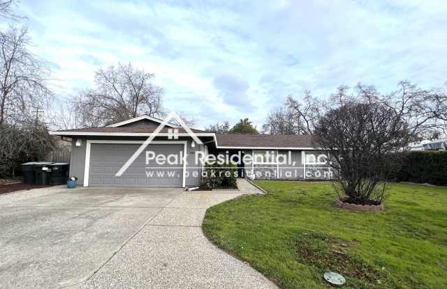 Updated 3bd/2ba Orangevale Home with 2 Car Garage! photos photos