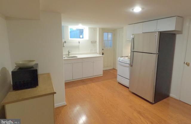 3538 W PLACE NW Gallery 4