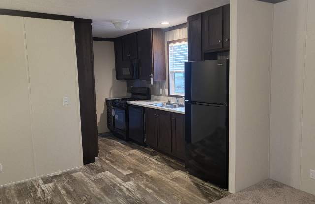 158 Birch Ct. - 158 Birch Court, Wayne County, MI 48111