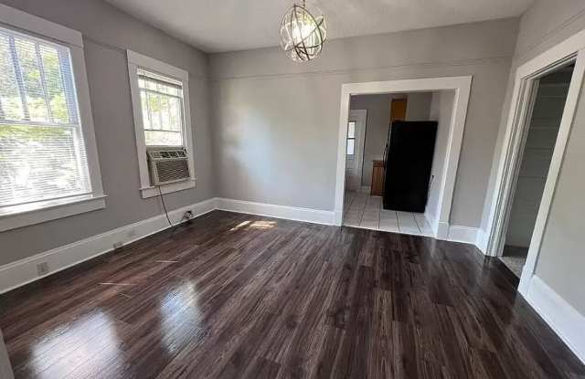7266 Barberie Street Gallery 4