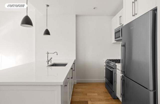 735 Lincoln Ave photos photos