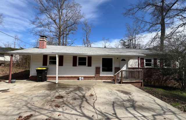 NEWNAN- 11 Bailey Dr 4bd 2bath - 11 Bailey Drive, Newnan, GA 30263