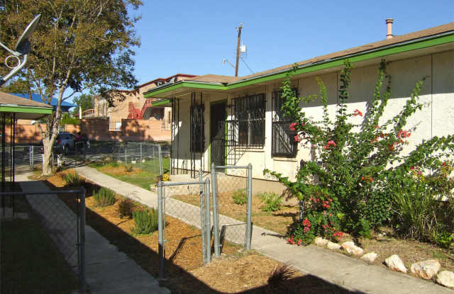 118 Poppy St. - 2 Gallery 2