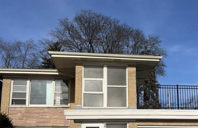 2308 Oakton Street unit: 2 photos photos