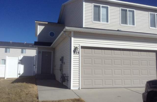 DOG FRIENDLY, 3 BEDROOM, 2.5 BATHROOM SOUTH PARK TOWNHOUSE photos photos