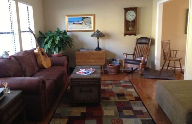 Farragut 3BR/ 3BA House Gallery 4