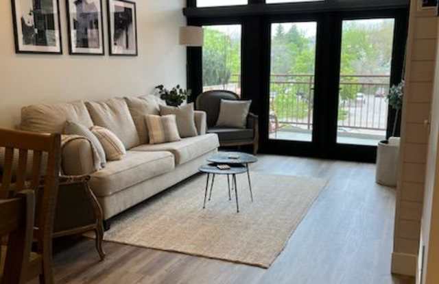 12 Washington Avenue Gallery 2