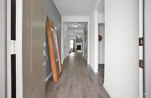 9237 Bronze Meadow Drive Gallery 3
