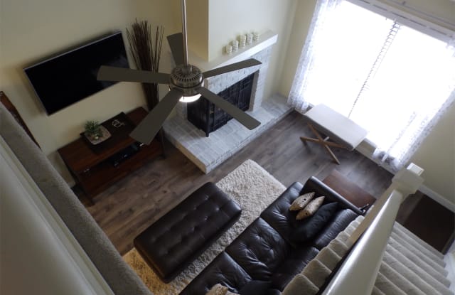 11903 w 58th ter unit H - 11903 West 58th Terrace, Shawnee, KS 66216