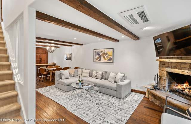 710 S Mill Street Gallery 3