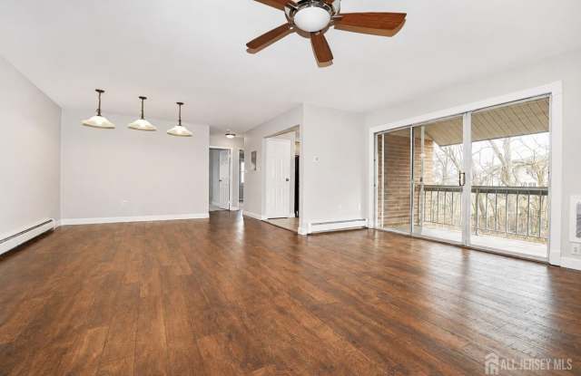 18 Deanna Drive Gallery 2
