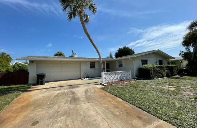 Three-Bedroom Pool home located in Ormond Beach photos photos