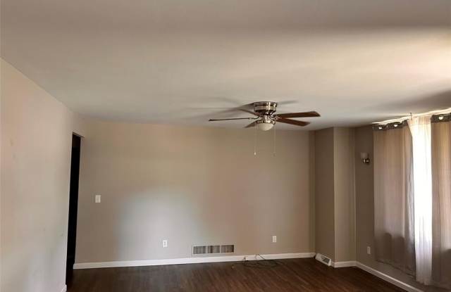 1118 Mcpherson Avenue Gallery 4