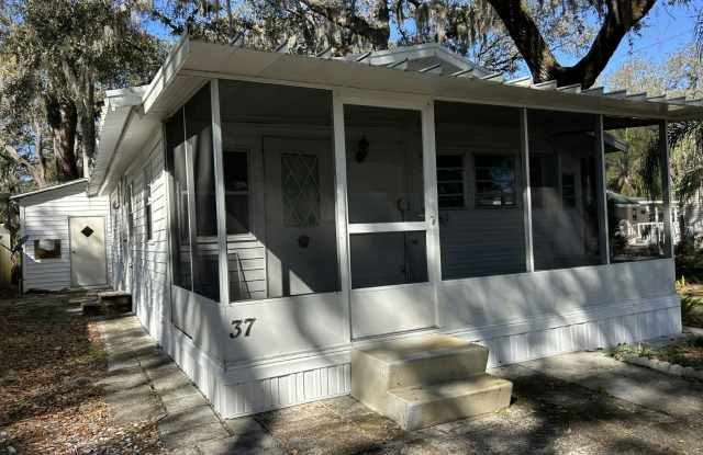 38706 Daughtery D37 photos photos